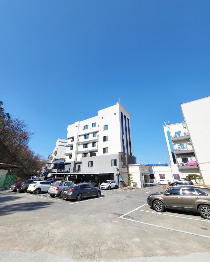Hotel Gongjicheon Chuncheon Bagian luar foto
