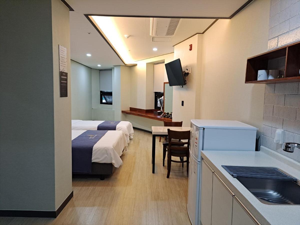 Hotel Gongjicheon Chuncheon Bagian luar foto
