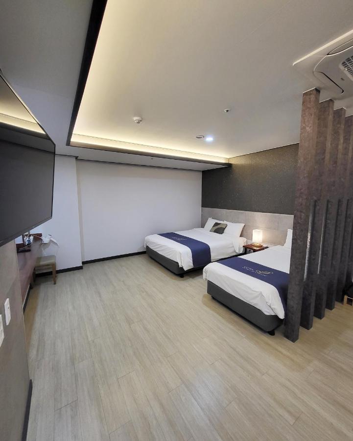 Hotel Gongjicheon Chuncheon Bagian luar foto