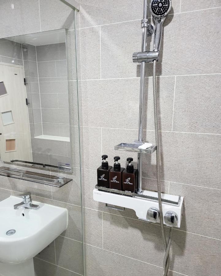Hotel Gongjicheon Chuncheon Bagian luar foto