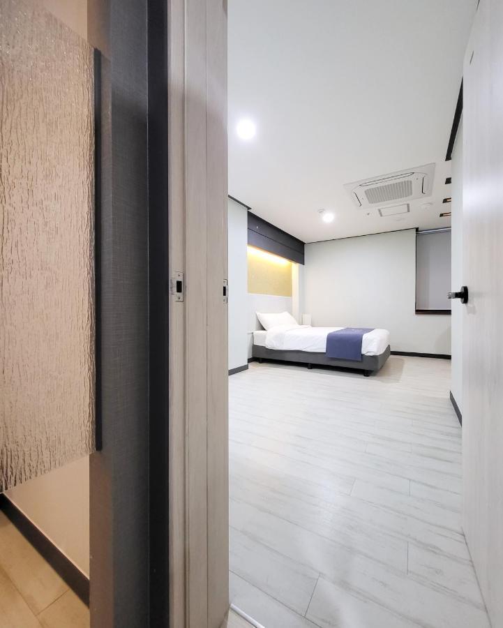 Hotel Gongjicheon Chuncheon Bagian luar foto