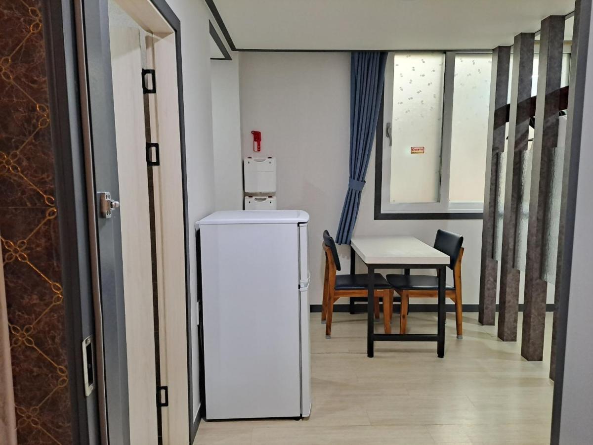 Hotel Gongjicheon Chuncheon Bagian luar foto