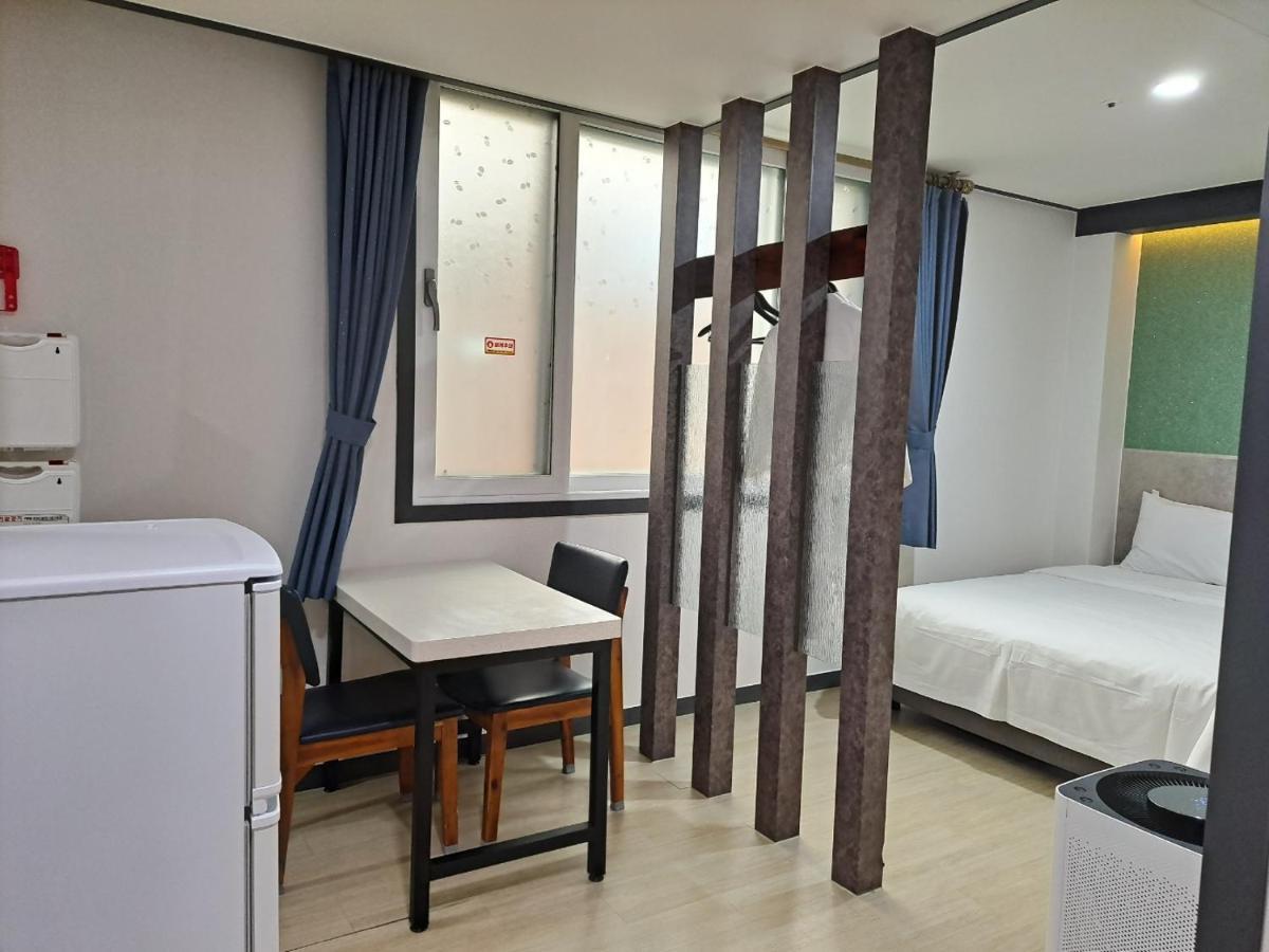 Hotel Gongjicheon Chuncheon Bagian luar foto